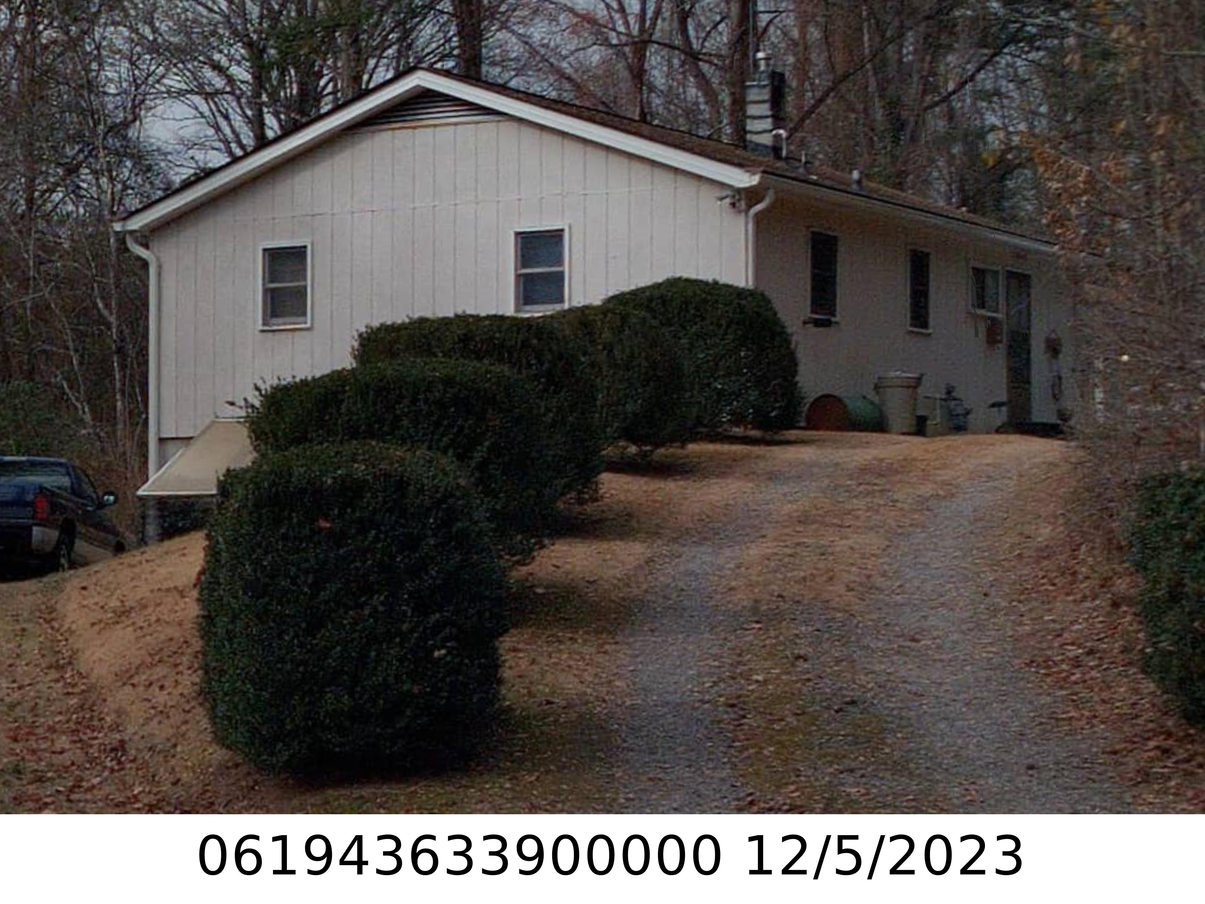 A picture of the property located at 112 DISOWAY ST, BLACK MOUNTAIN NC 28711.