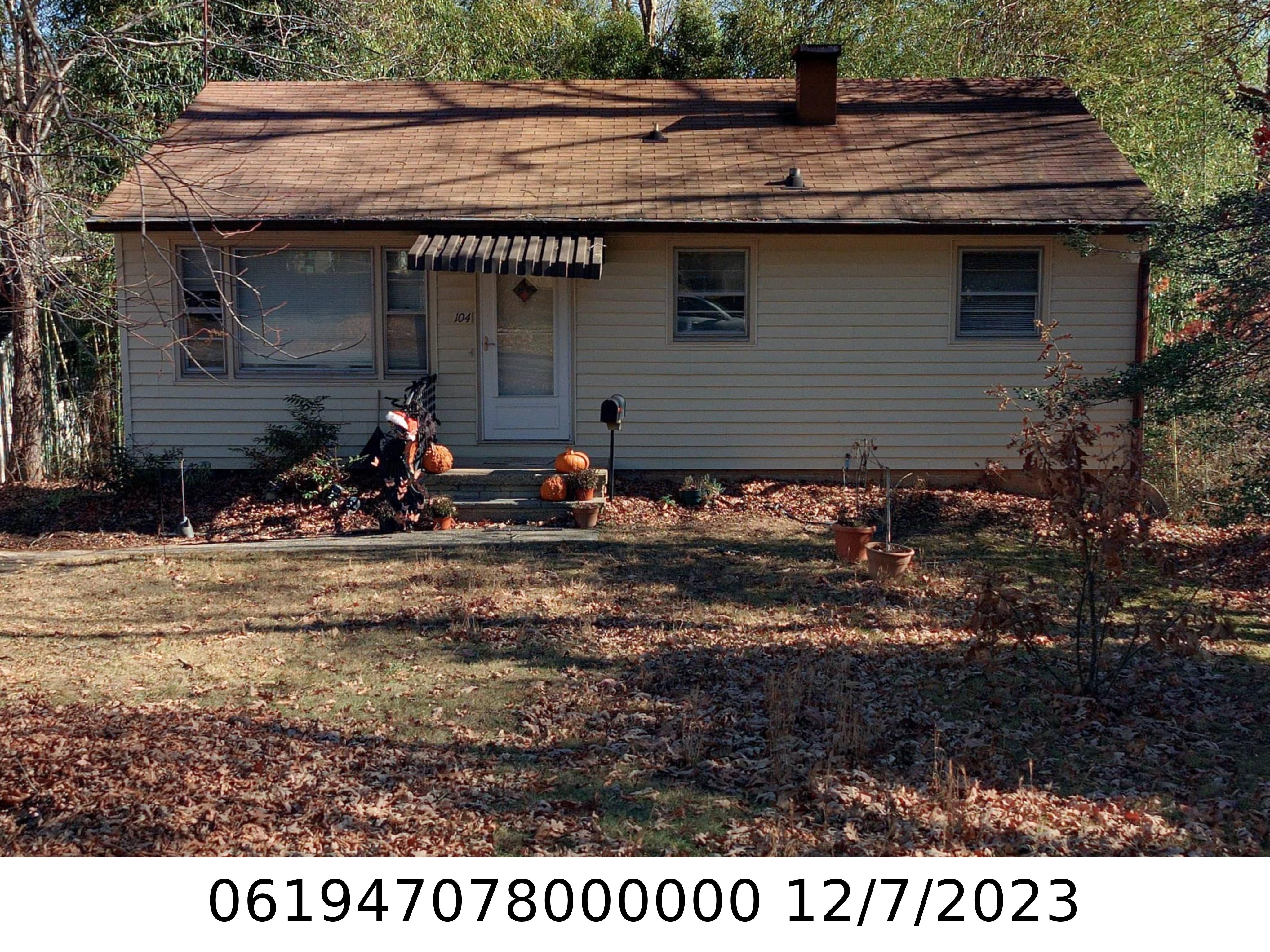 A picture of the property located at 104 LOUISA ST, BLACK MOUNTAIN NC 28711.