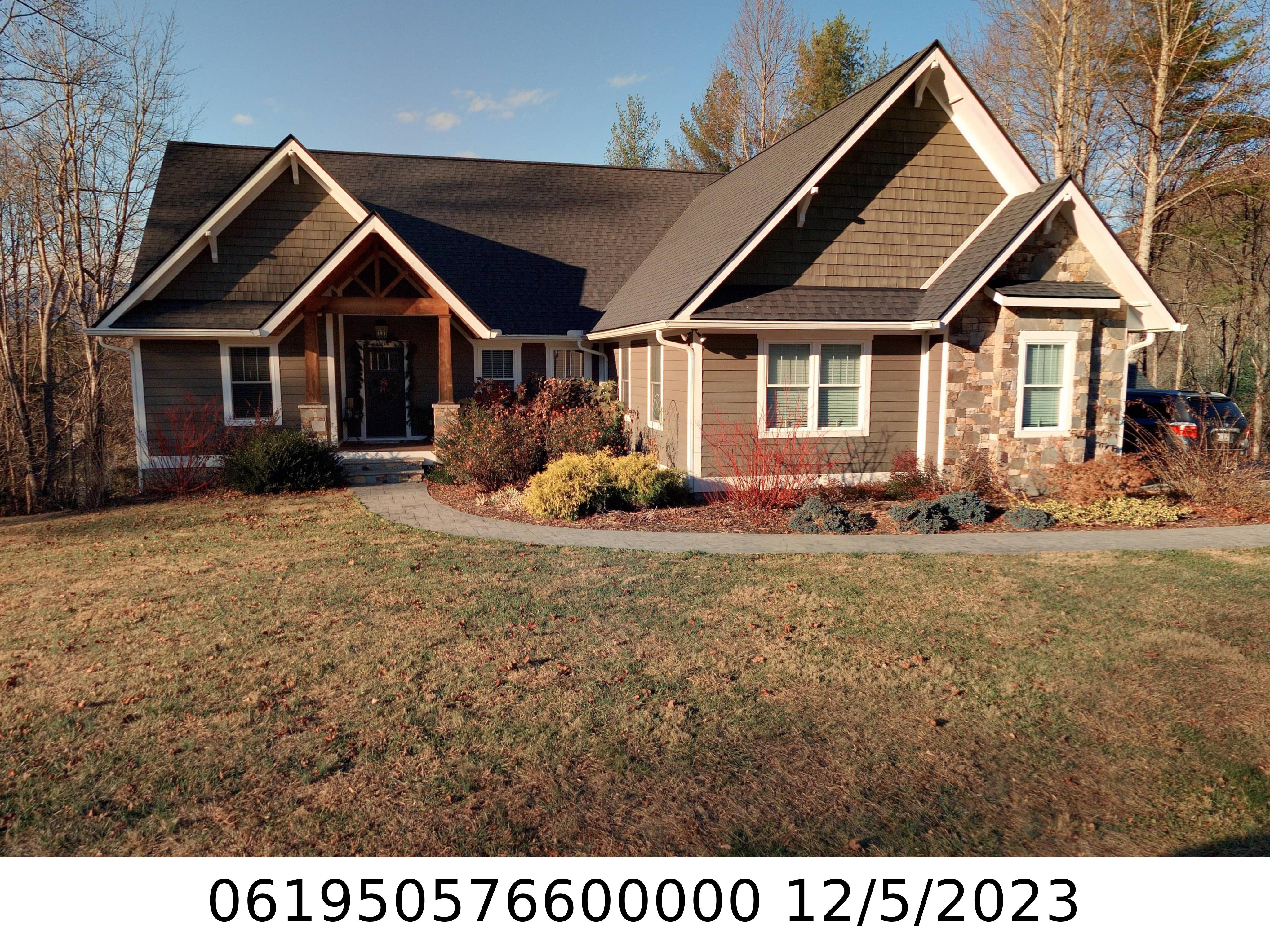 A picture of the property located at 104 FOREST HILL DR, BLACK MOUNTAIN NC 28711.