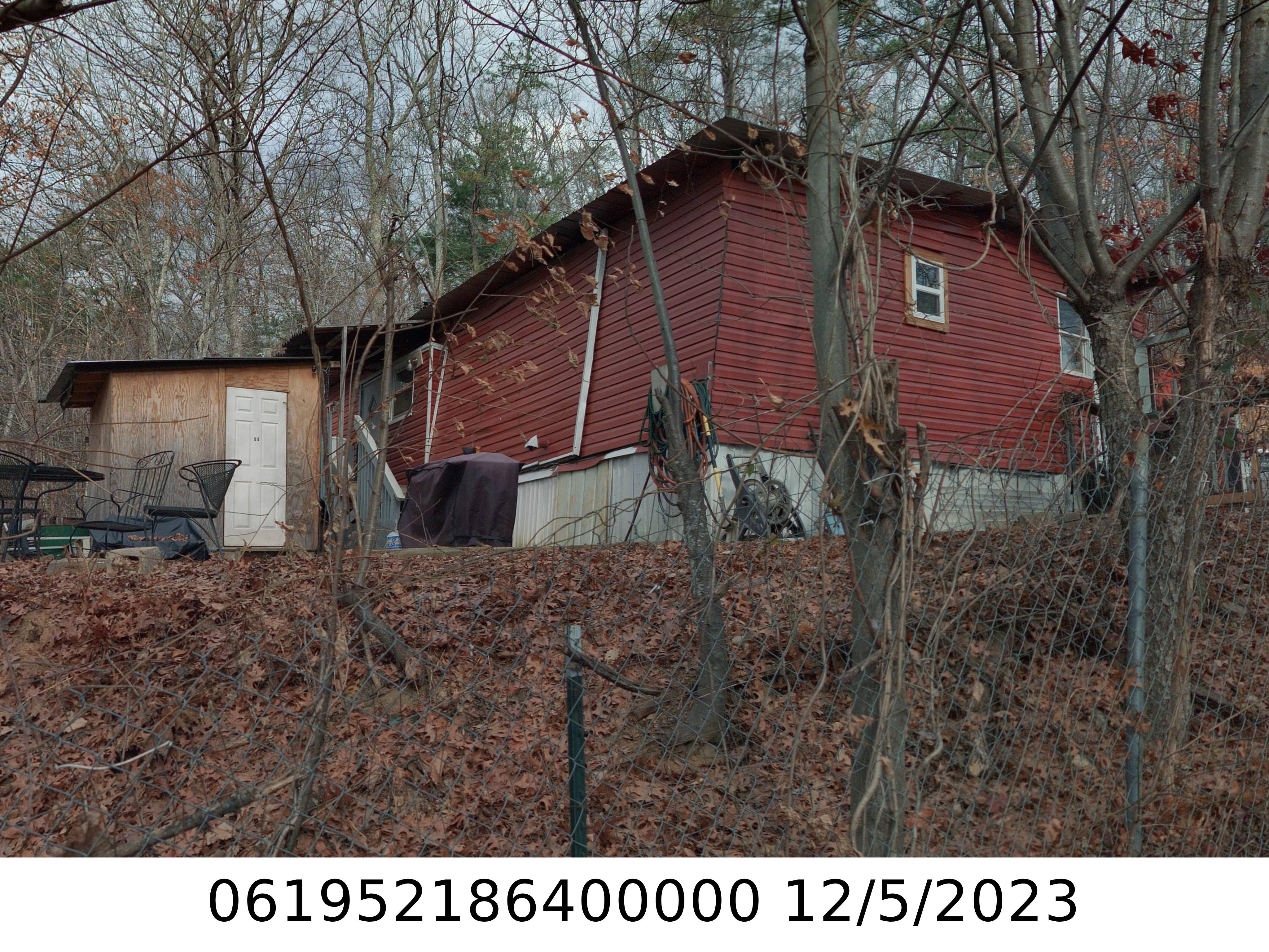 A picture of the property located at 118 W VIEW AVE, BLACK MOUNTAIN NC 28711.