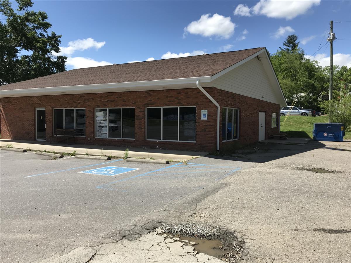 A picture of the property located at 191 OLD US 70 HWY E, BLACK MOUNTAIN NC 28711.