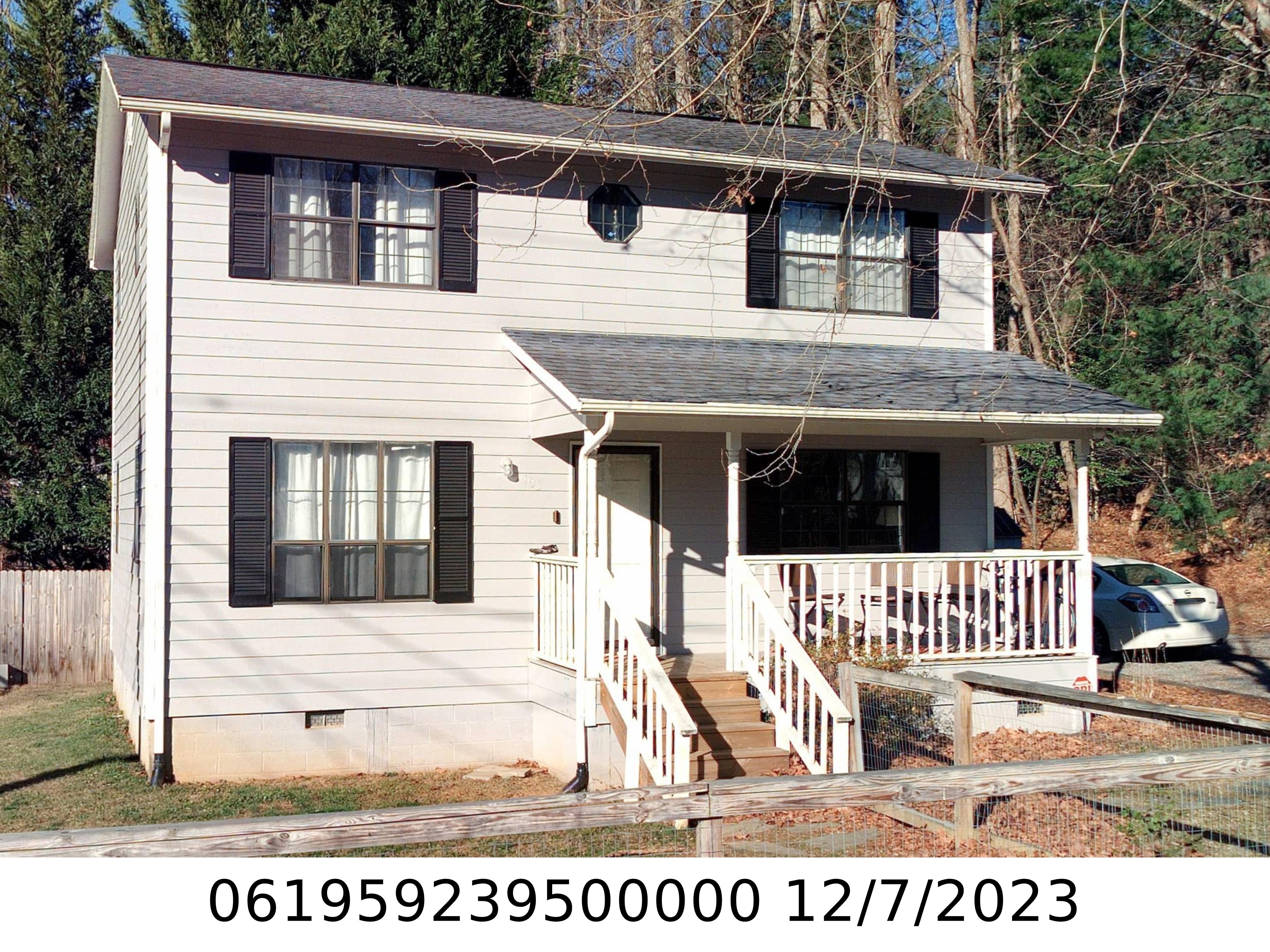 A picture of the property located at 103 RAINBOW LN, BLACK MOUNTAIN NC 28711.