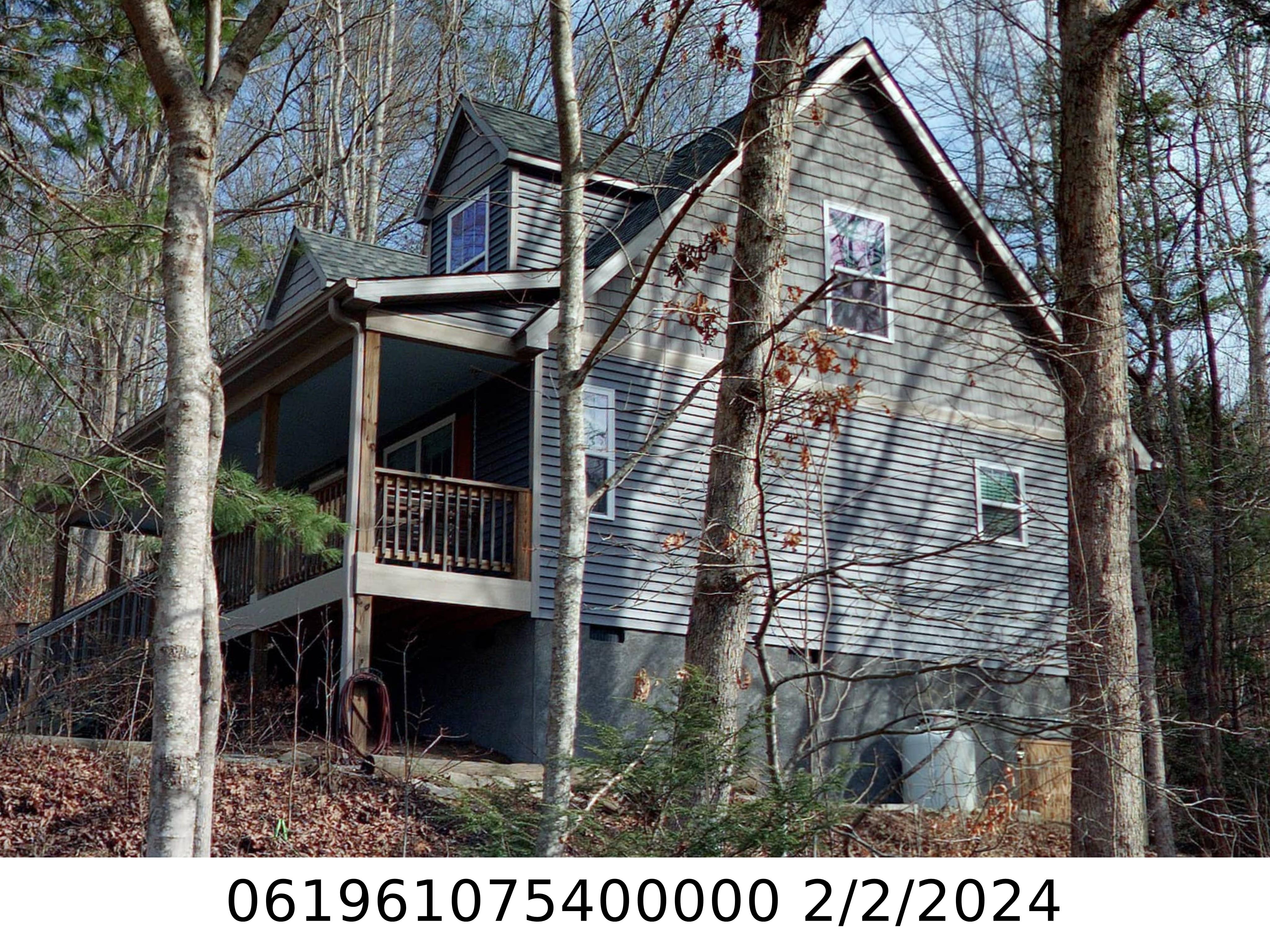 A picture of the property located at 31 CAMP BRANCH RD, BLACK MOUNTAIN NC 28711.