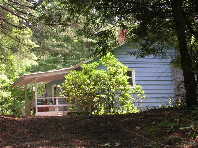 A picture of the property located at 11 SWEETWOOD TRL, BLACK MOUNTAIN NC 28711.