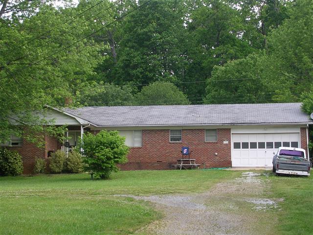 A picture of the property located at 115 OLD STATE TEN RD, BLACK MOUNTAIN NC 28711.