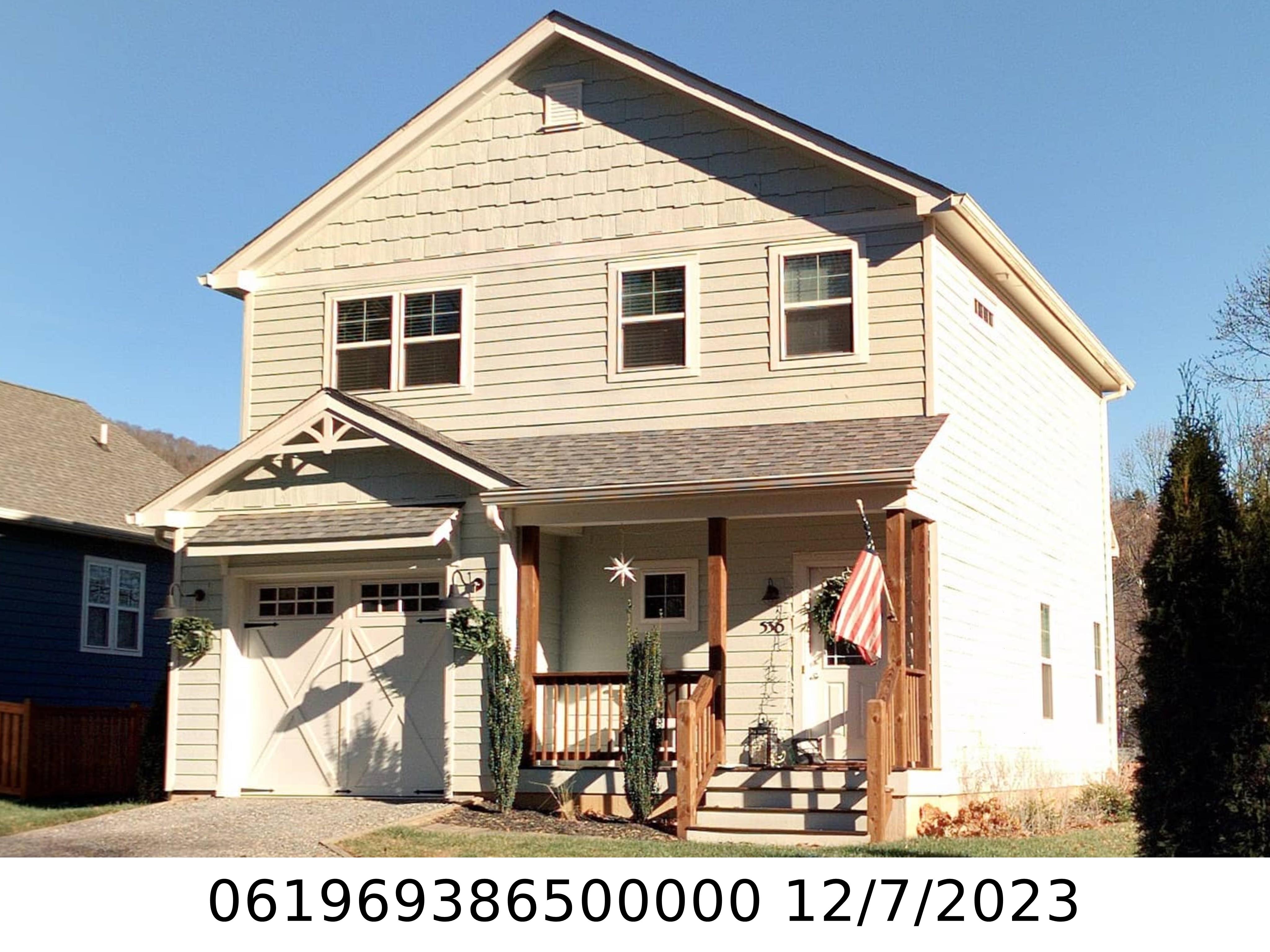 A picture of the property located at 536 PADGETTOWN RD, BLACK MOUNTAIN NC 28711.
