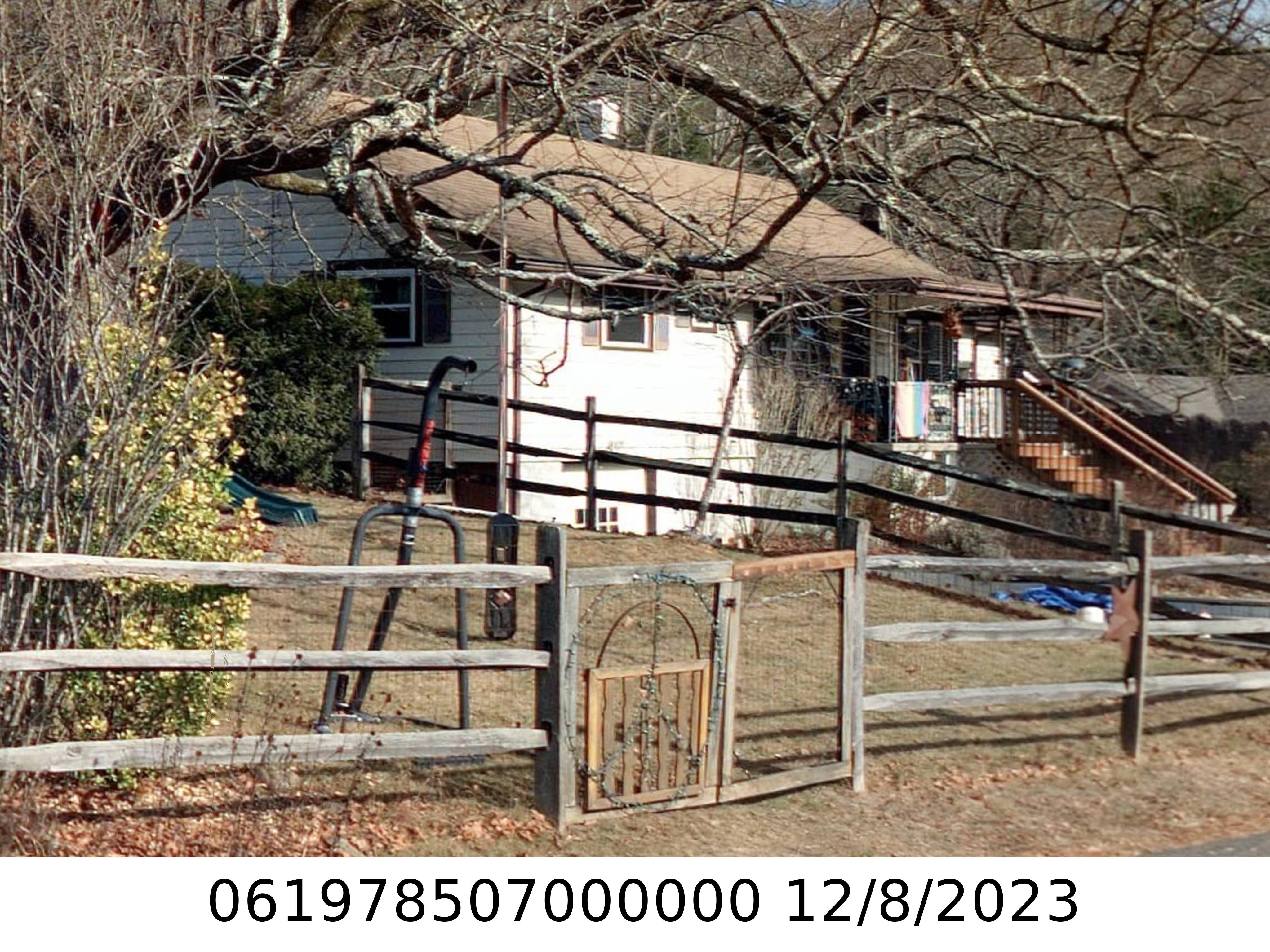 A picture of the property located at 106 KERLEE ST, BLACK MOUNTAIN NC 28711.