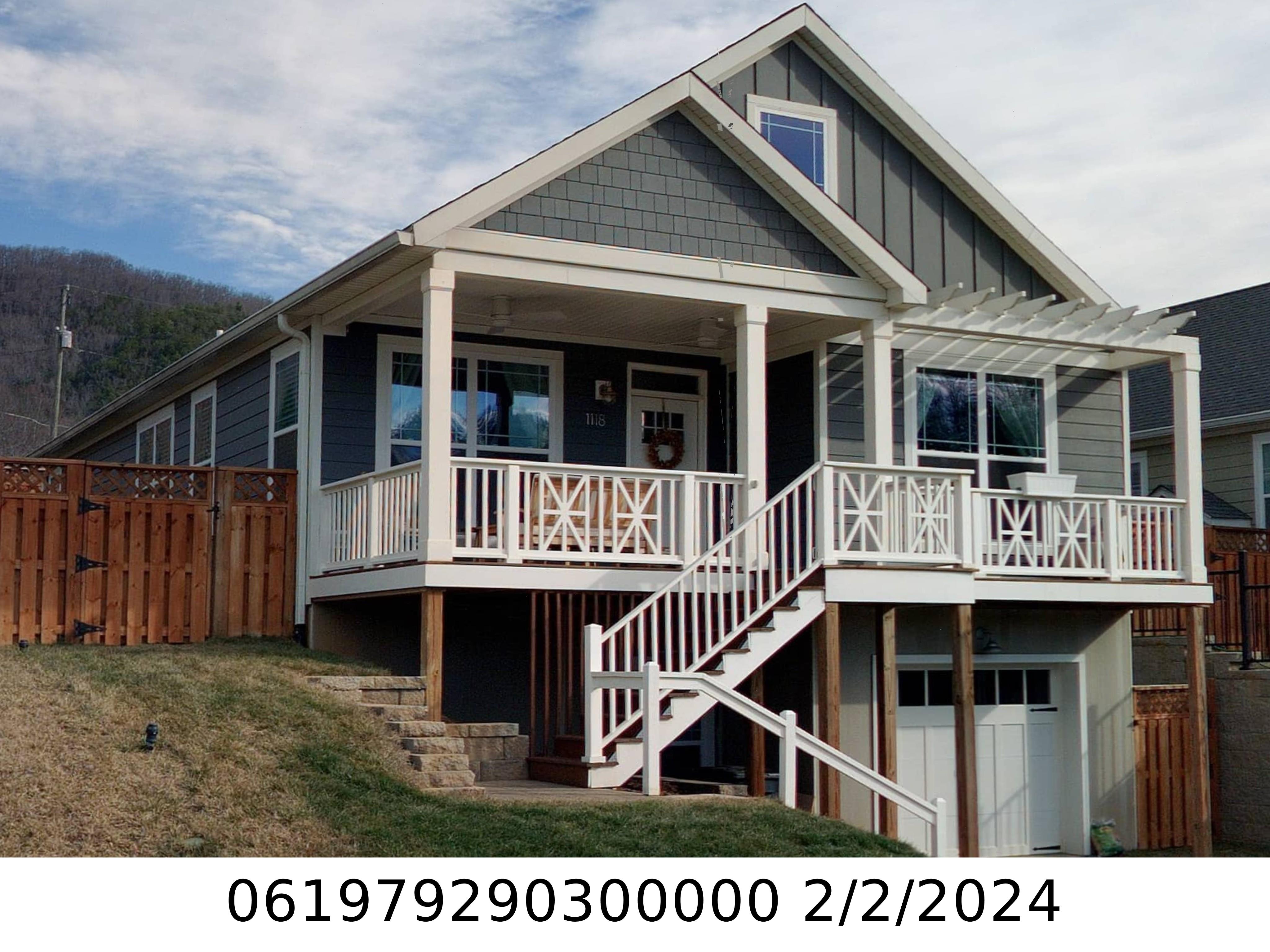 A picture of the property located at 1118 BLUEVIEW DR, BLACK MOUNTAIN NC 28711.
