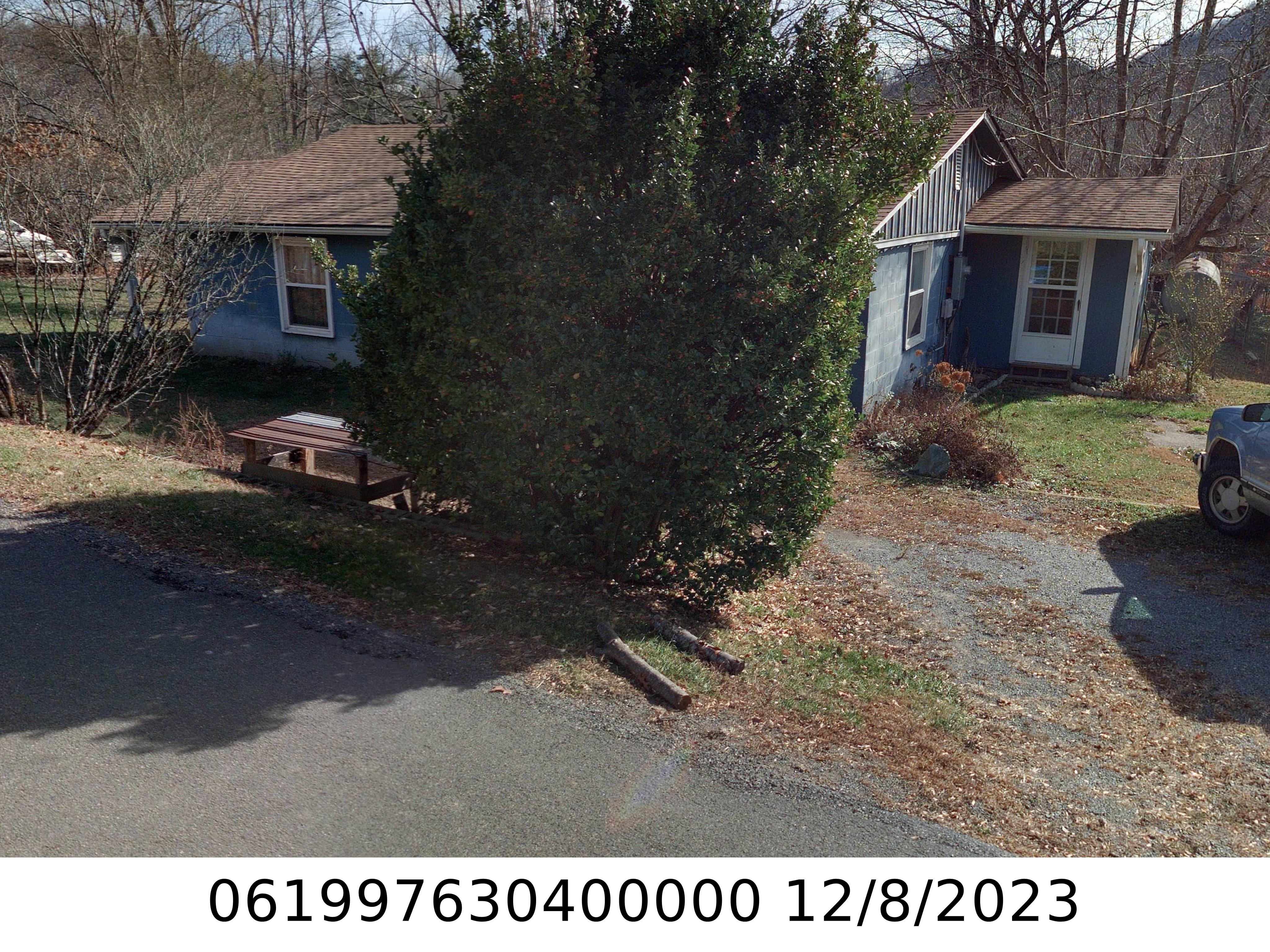 A picture of the property located at 349 OLD TOLL CIR, BLACK MOUNTAIN NC 28711.