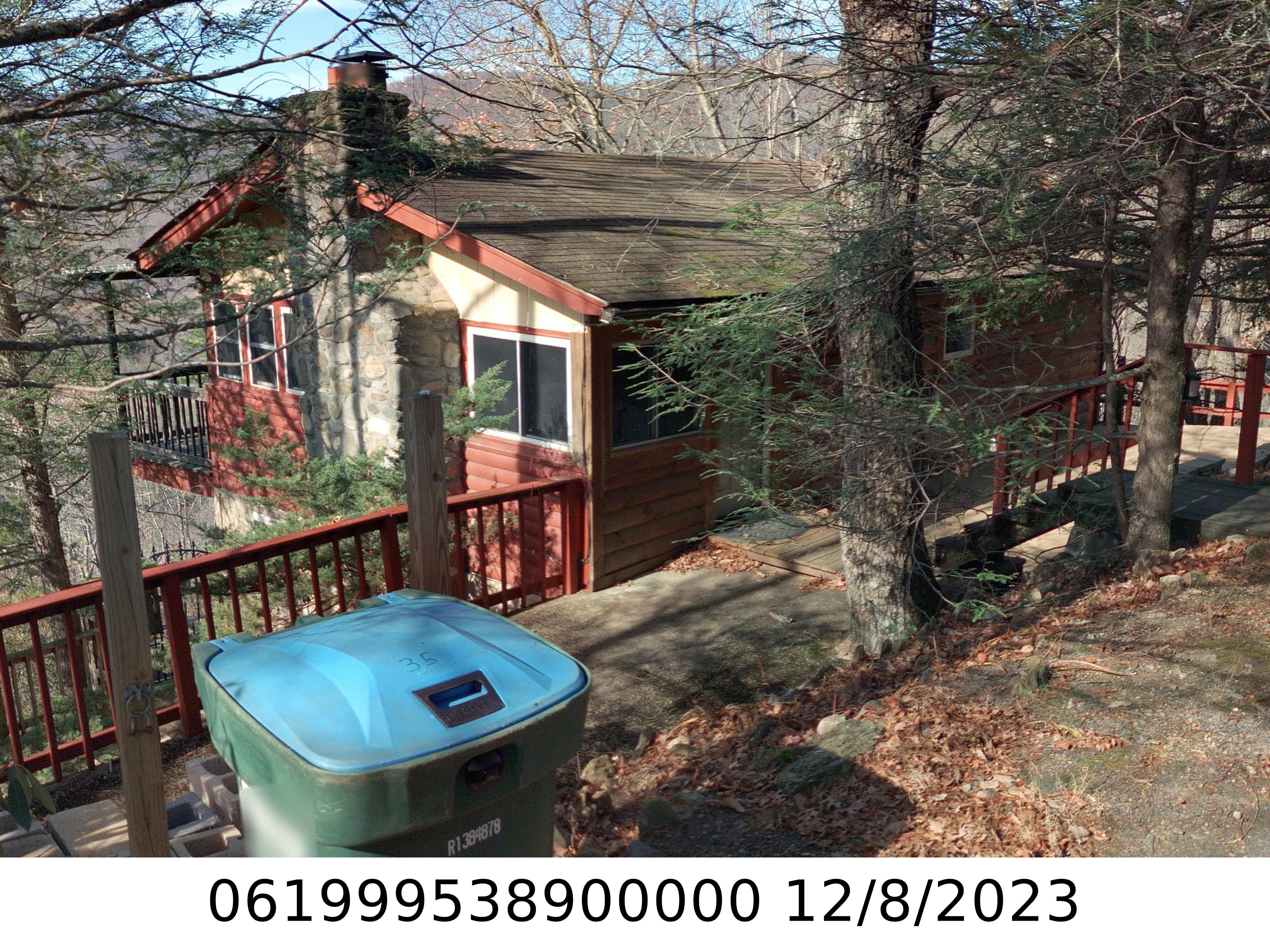 A picture of the property located at 55 CHARMELDEE OLD TOLL RD, BLACK MOUNTAIN NC 28711.