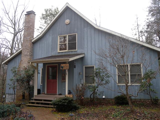 A picture of the property located at 16 CAROL LN, BLACK MOUNTAIN NC 28711.