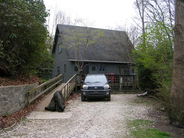 A picture of the property located at 17 BAILEY RIDGE RD, FAIRVIEW NC 28730.