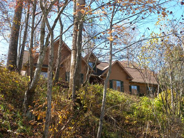 A picture of the property located at 24 LAURIA BELL LN, BLACK MOUNTAIN NC 28711.