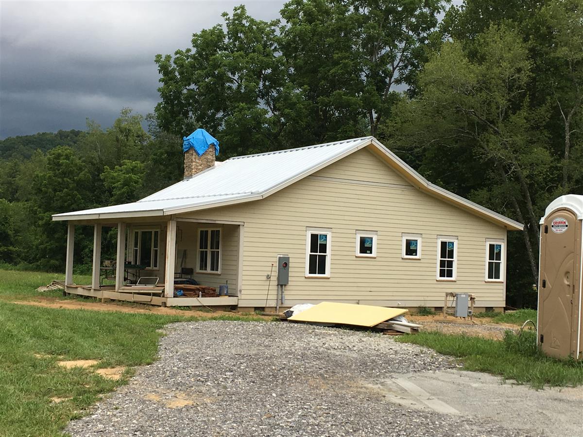 A picture of the property located at 5 LAURIA BELL LN, BLACK MOUNTAIN NC 28711.