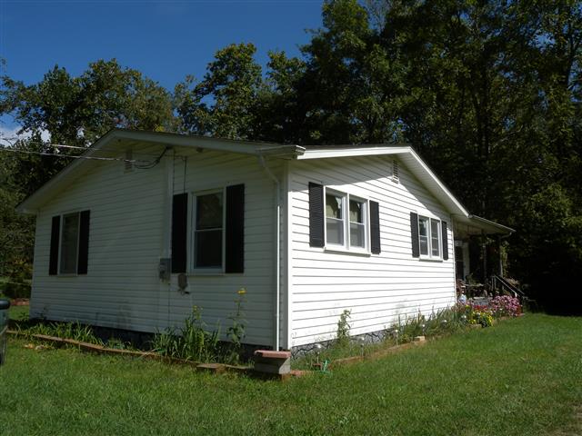 A picture of the property located at 1719 NC 9 HWY, BLACK MOUNTAIN NC 28711.