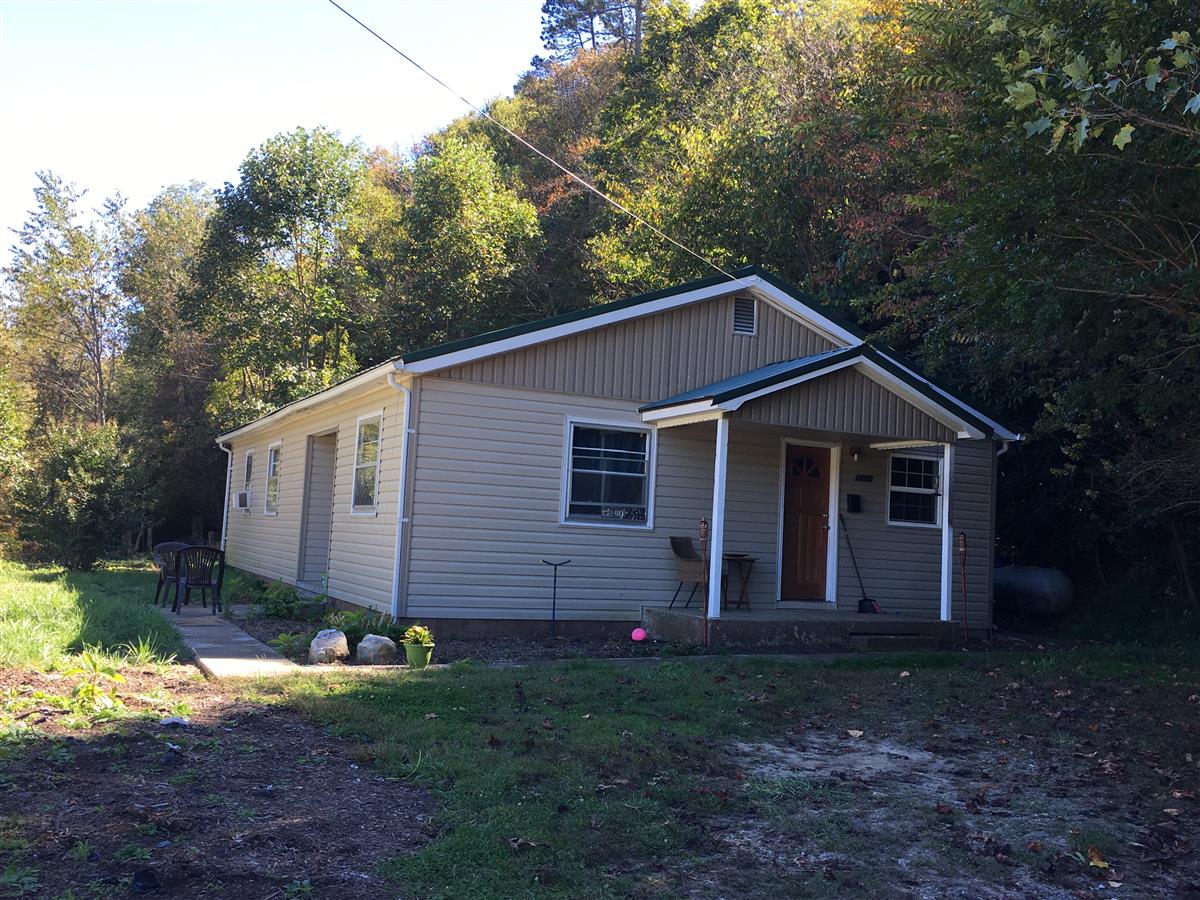A picture of the property located at 1772 NC 9 HWY, BLACK MOUNTAIN NC 28711.