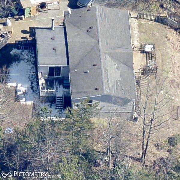 A picture of the property located at 140 WINDING RIDGE RD, BLACK MOUNTAIN NC 28711.