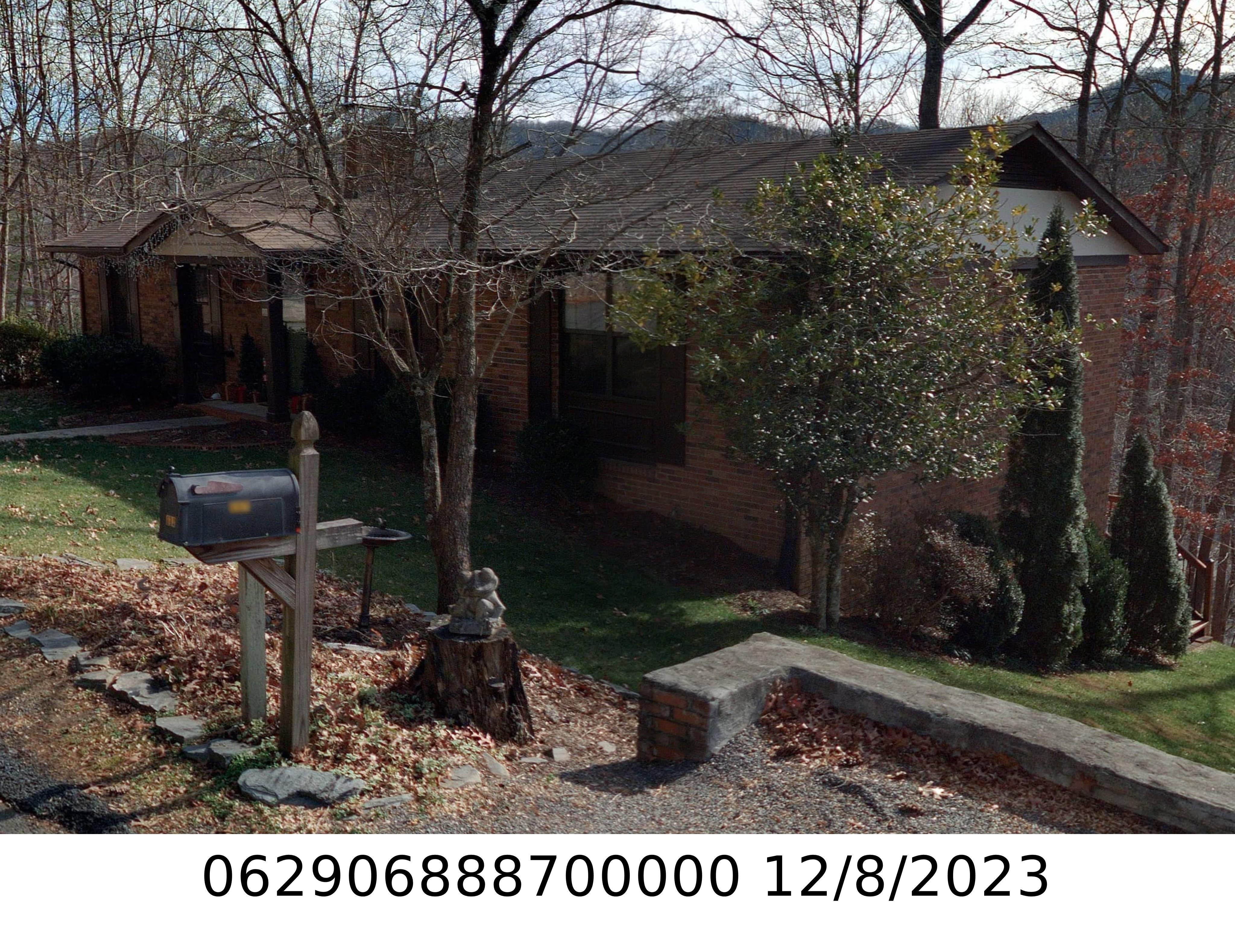 A picture of the property located at 112 AYCOCK ST, BLACK MOUNTAIN NC 28711.