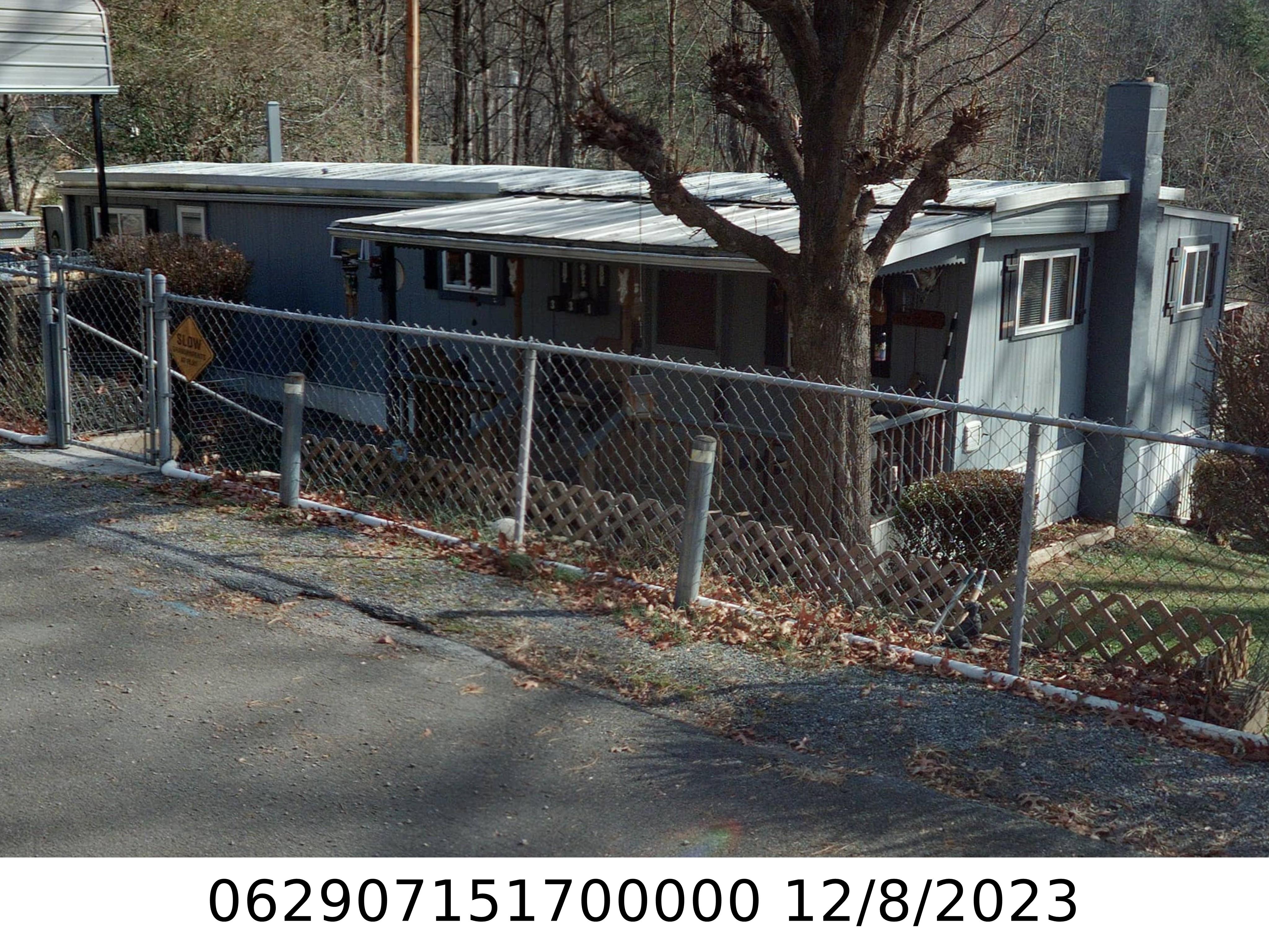 A picture of the property located at 331 OLD TOLL CIR, BLACK MOUNTAIN NC 28711.