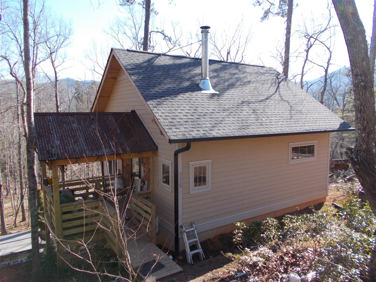 A picture of the property located at 115 BARTRAM WAY UNINCORPORATED.
