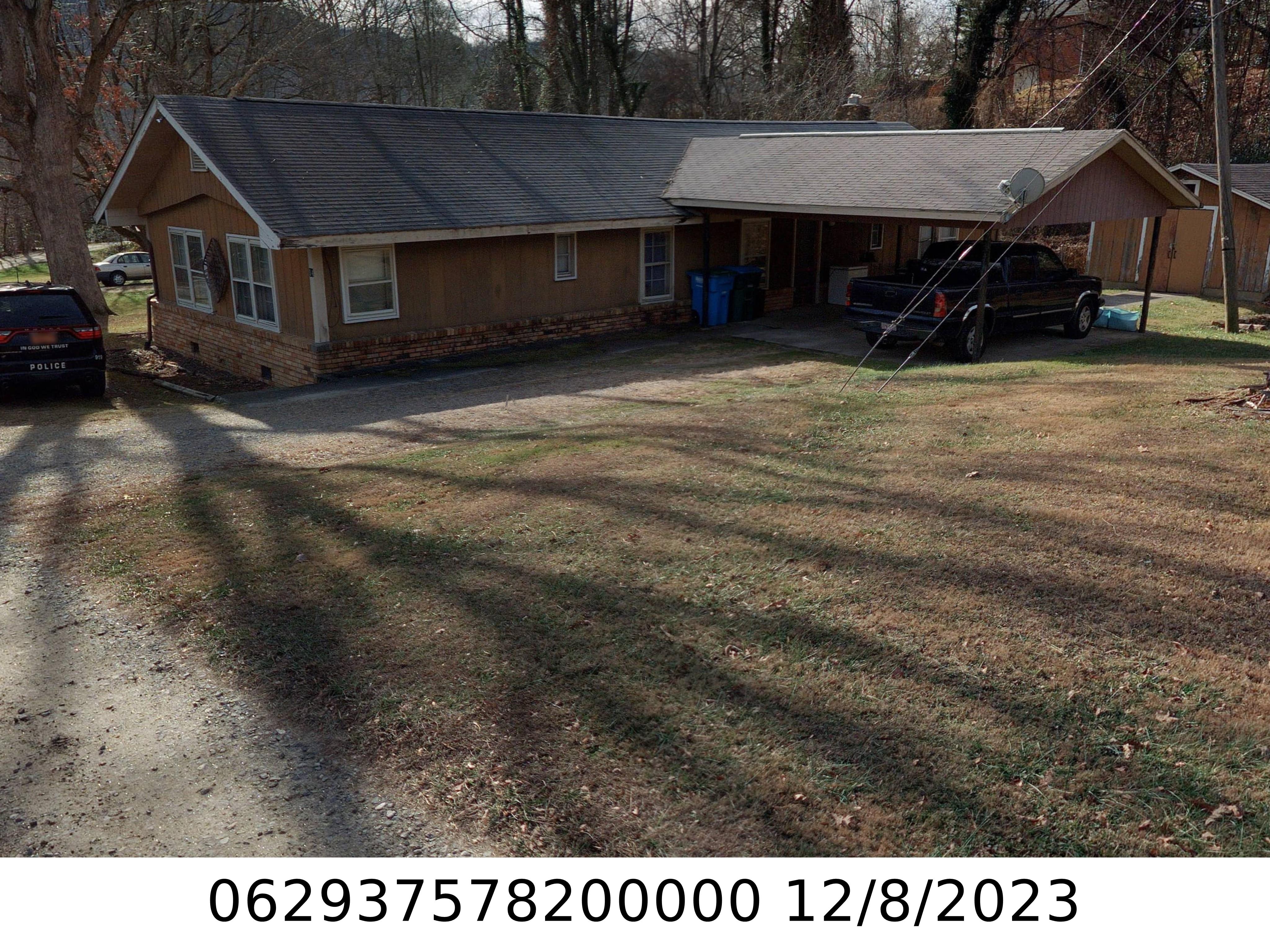 A picture of the property located at 14 GREY ROCK VLY, BLACK MOUNTAIN NC 28711.