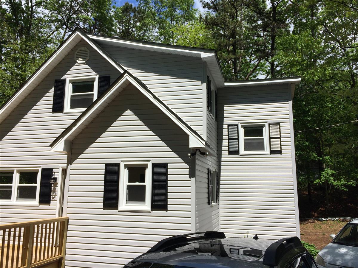 A picture of the property located at 30 LOCUST ST, BLACK MOUNTAIN NC 28711.