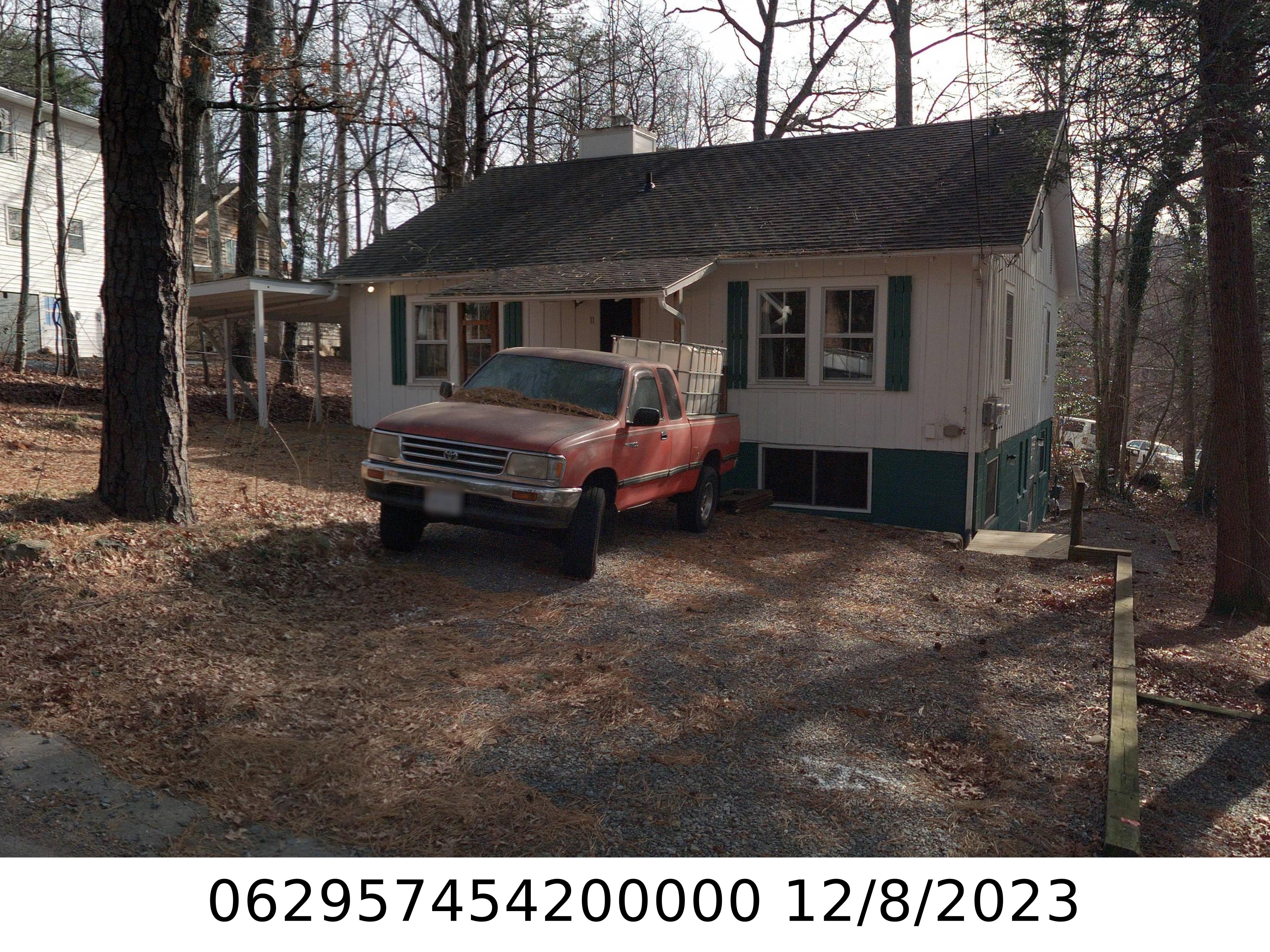 A picture of the property located at 11 BOWERS RD, BLACK MOUNTAIN NC 28711.