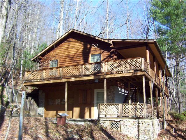 A picture of the property located at 34 RAINBOW LAKE CIR, BLACK MOUNTAIN NC 28711.
