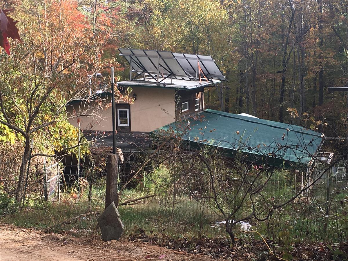 A picture of the property located at 11 MOUNTAIN FARM LN, BLACK MOUNTAIN NC 28711.
