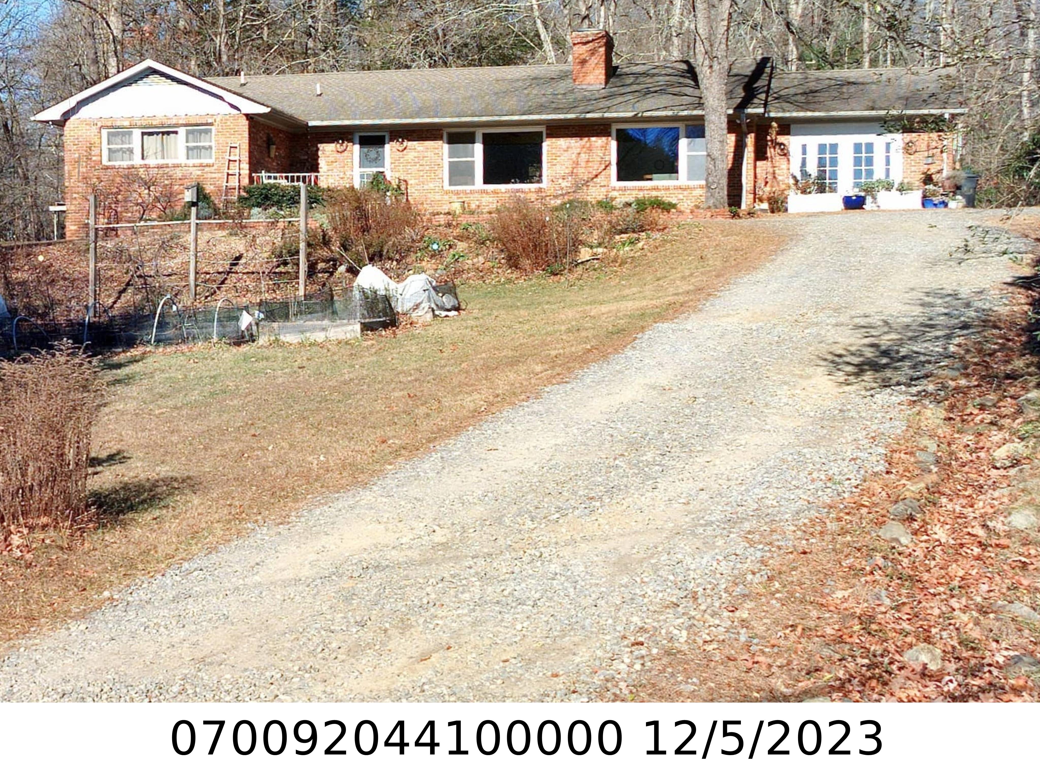 A picture of the property located at 4 DANIEL LN, BLACK MOUNTAIN NC 28711.