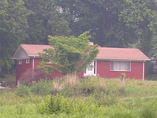 A picture of the property located at 324 NORTH FORK RD BLACK MOUNTAIN NC.