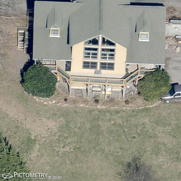 A picture of the property located at 11 WILDLIFE LN, BLACK MOUNTAIN NC 28711.