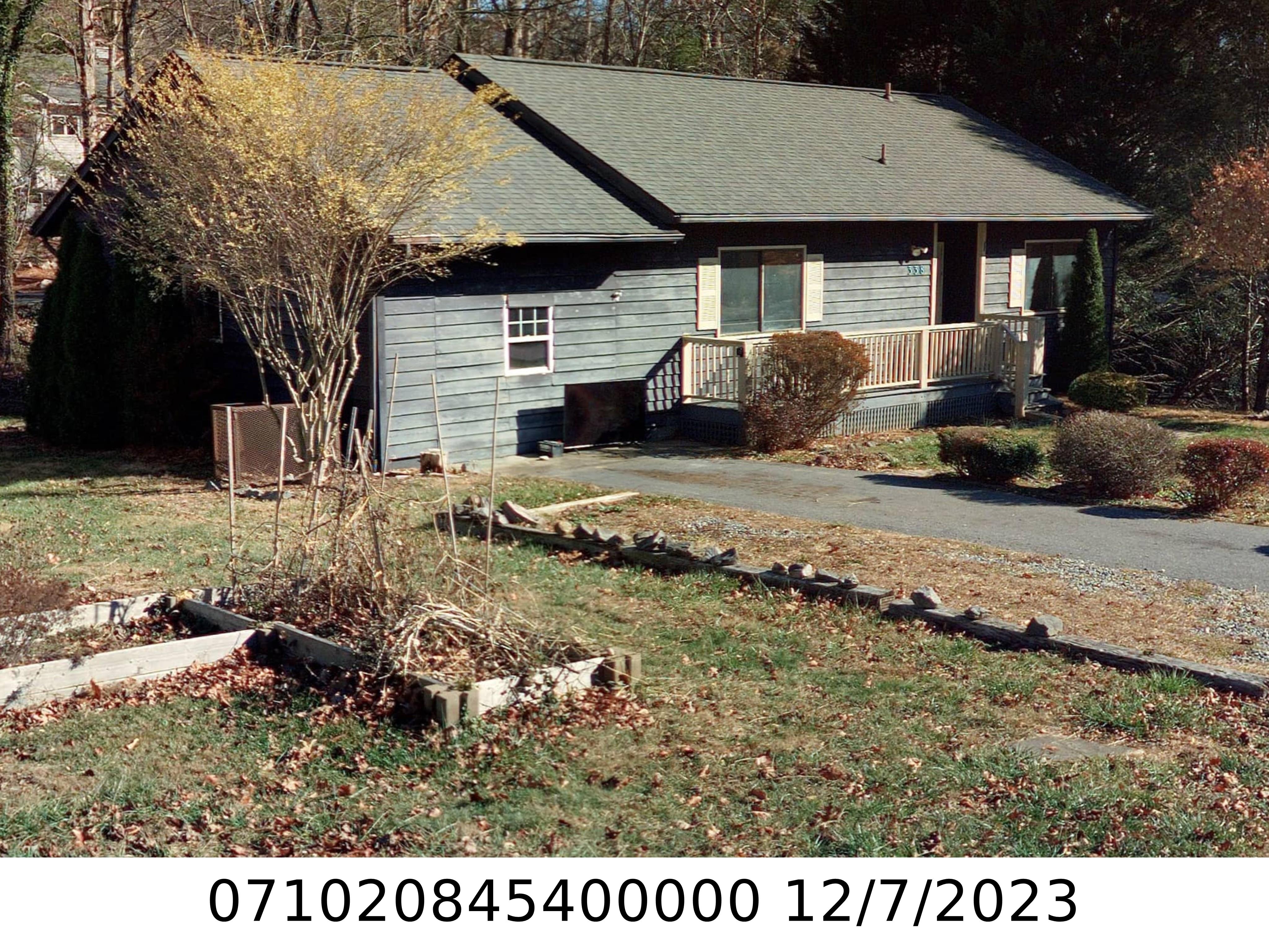 A picture of the property located at 338 GENESIS CIR, BLACK MOUNTAIN NC 28711.