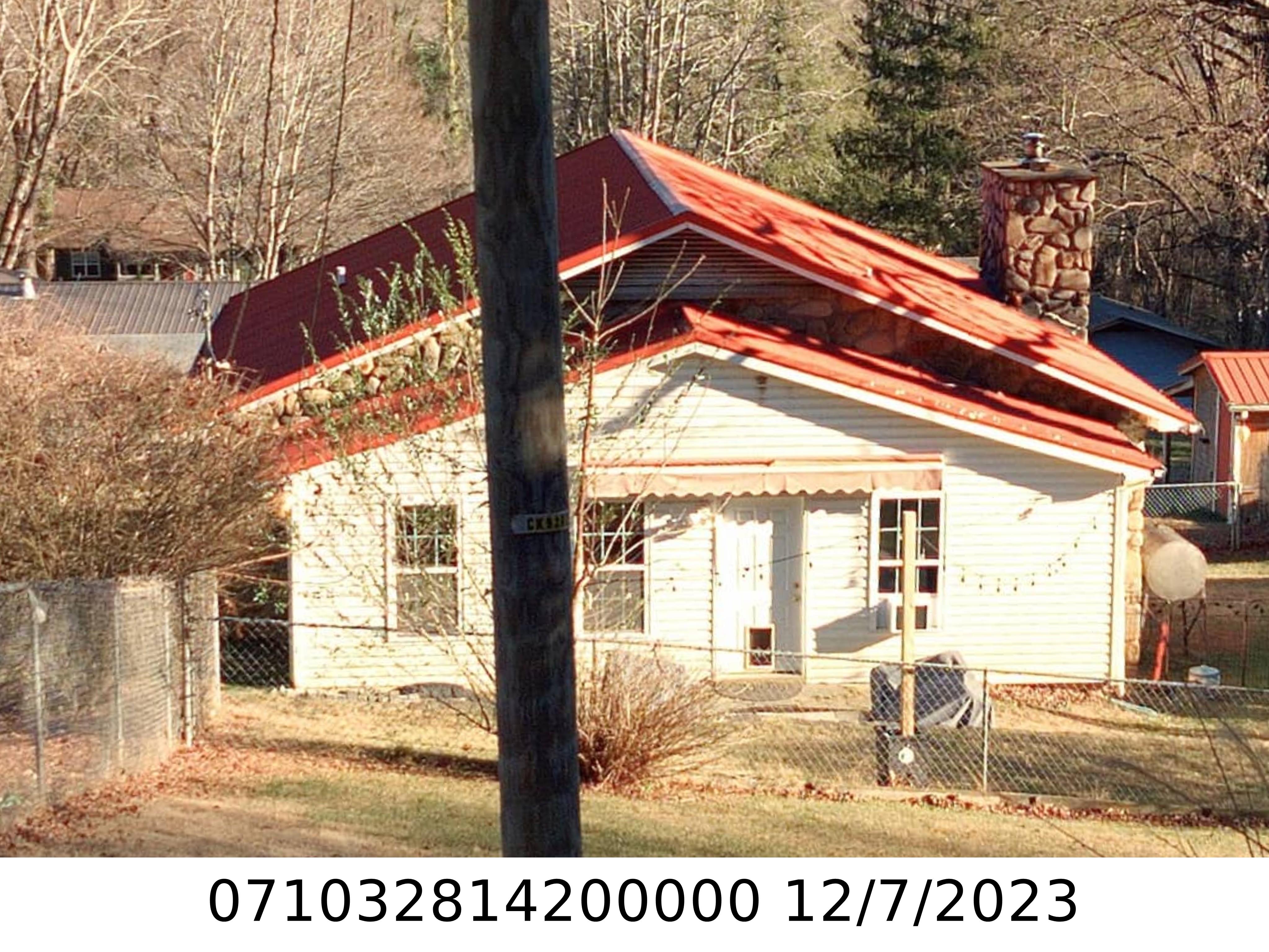 A picture of the property located at 10 WINTER HAVEN LN.