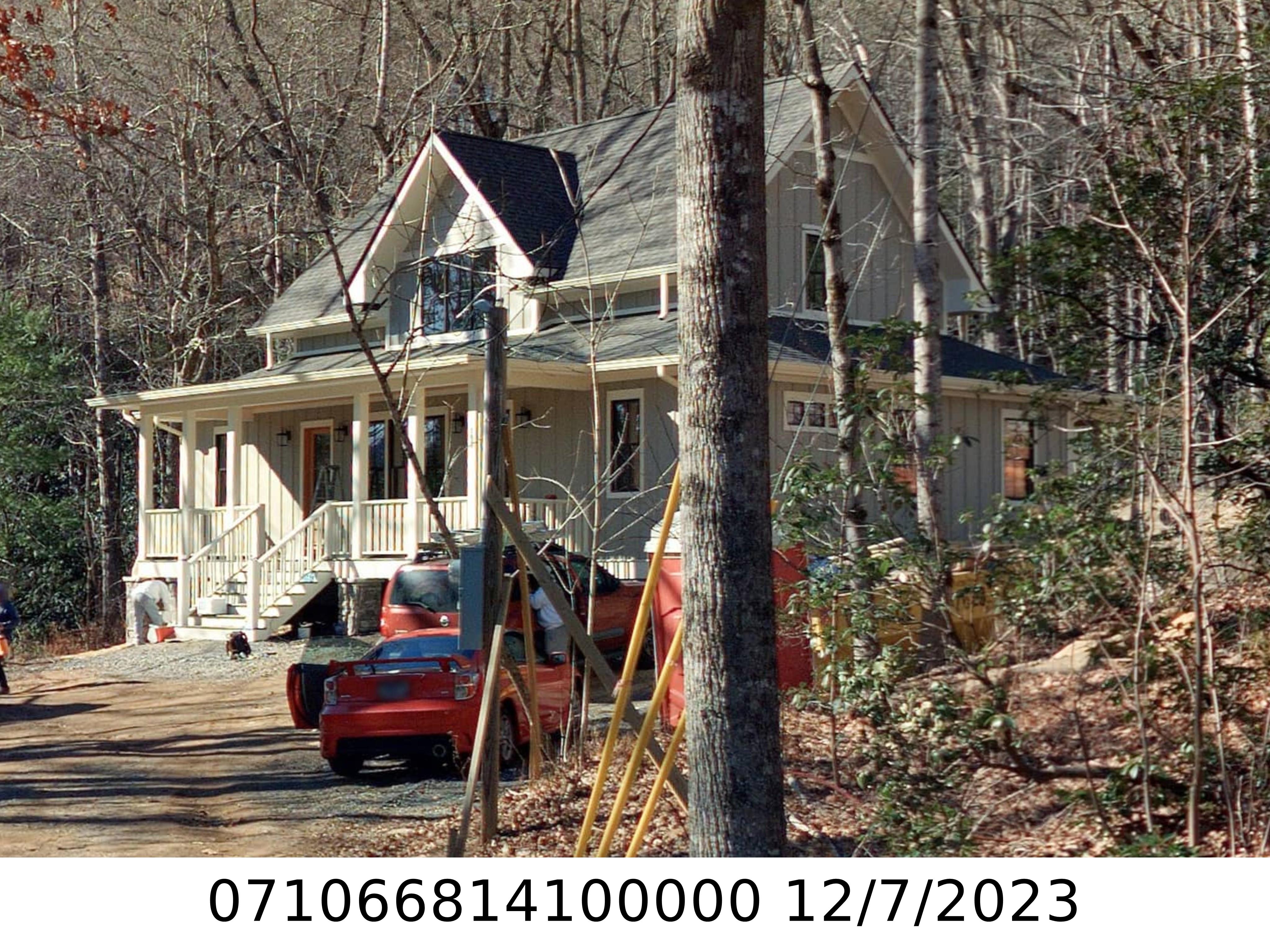 A picture of the property located at 157 OAK LN, BLACK MOUNTAIN NC 28711.