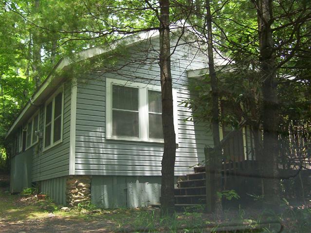 A picture of the property located at 161 OAK LN, BLACK MOUNTAIN NC 28711.