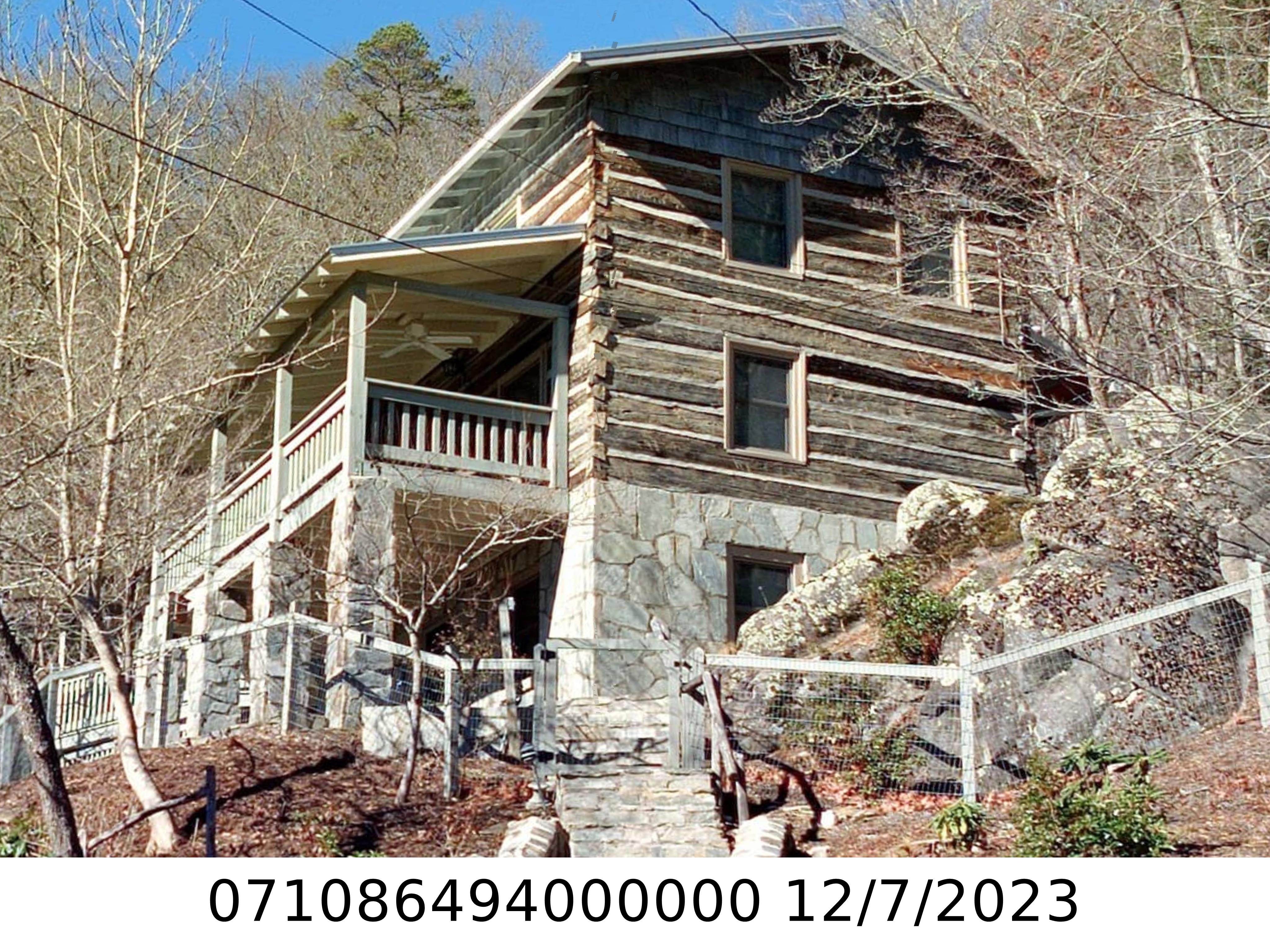A picture of the property located at 363 NISBETT LN, BLACK MOUNTAIN NC 28711.