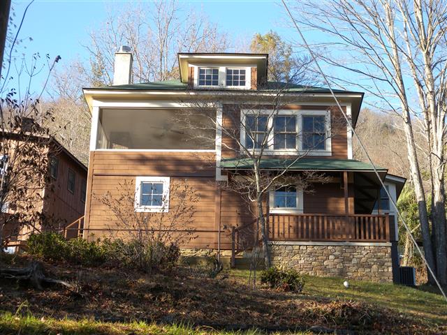 A picture of the property located at 368 NISBETT LN, BLACK MOUNTAIN NC 28711.