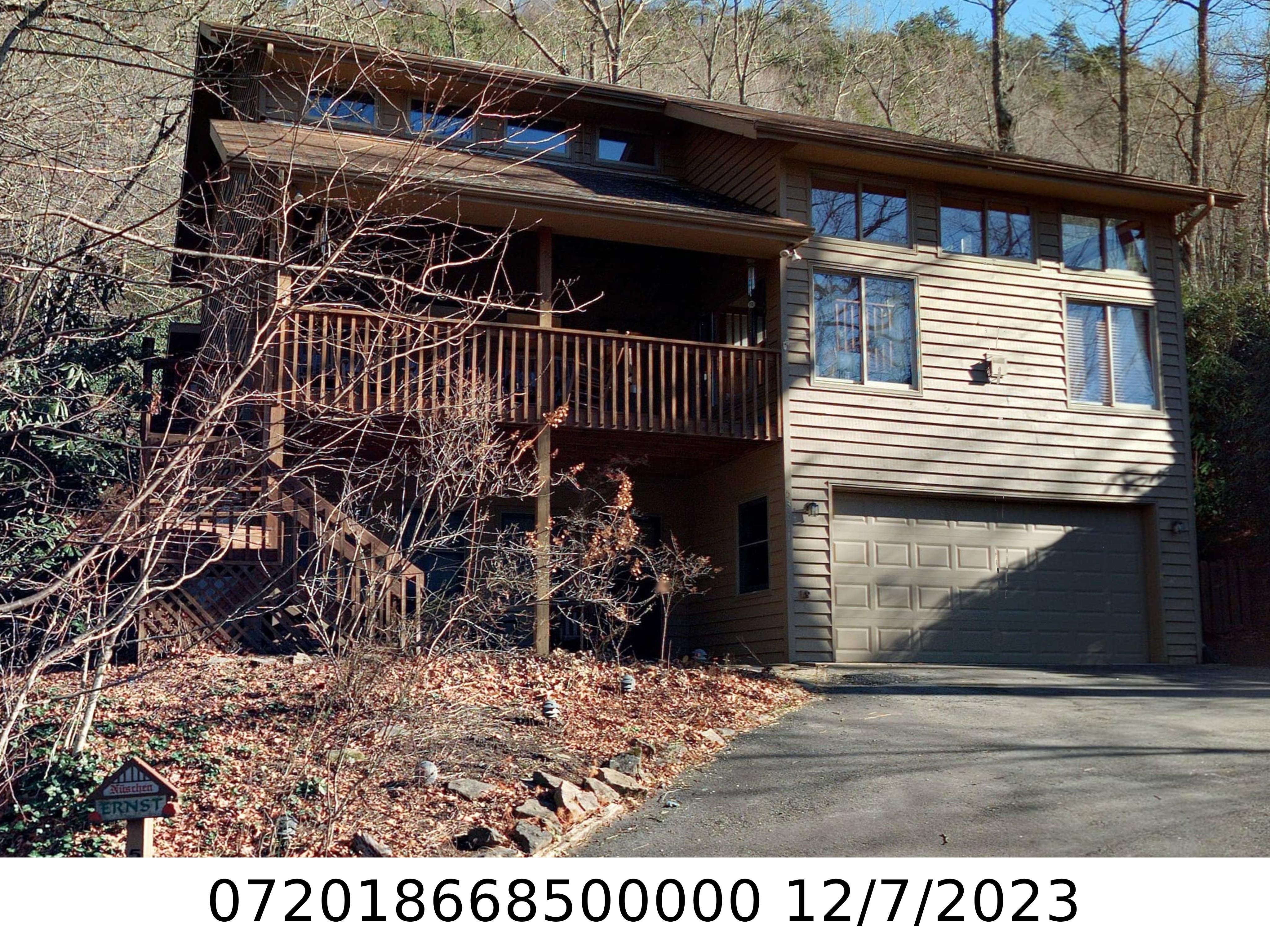 A picture of the property located at 538 PEACE LN, BLACK MOUNTAIN NC 28711.