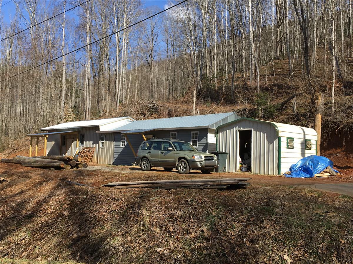A picture of the property located at 117 BENS COVE RD, CANDLER NC 28715.