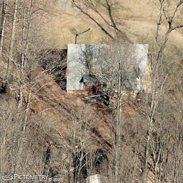 A picture of the property located at 5 RIPSHIN RD, CANDLER NC 28715.