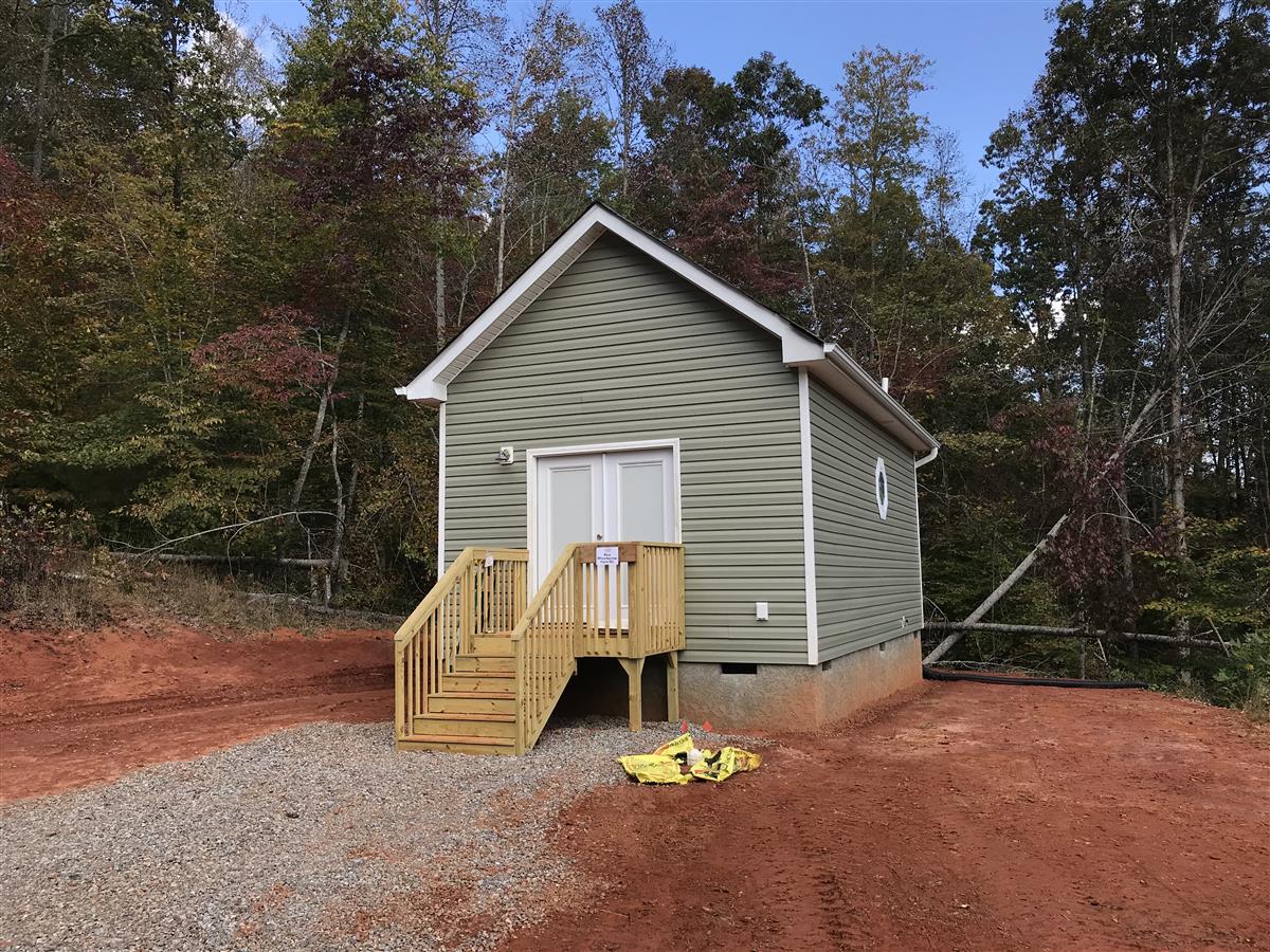 A picture of the property located at 137 BLUE WHEELBARROW FARM RD, CANDLER NC 28715.