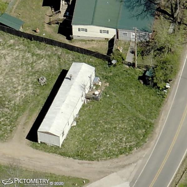 A picture of the property located at 8 CALABASH LN, CANDLER NC 28715.