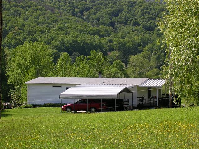 A picture of the property located at 22 SAMUEL LN, CANDLER NC 28715.