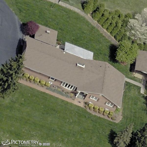 A picture of the property located at 2693 SMOKEY PARK HWY, CANDLER NC 28715.