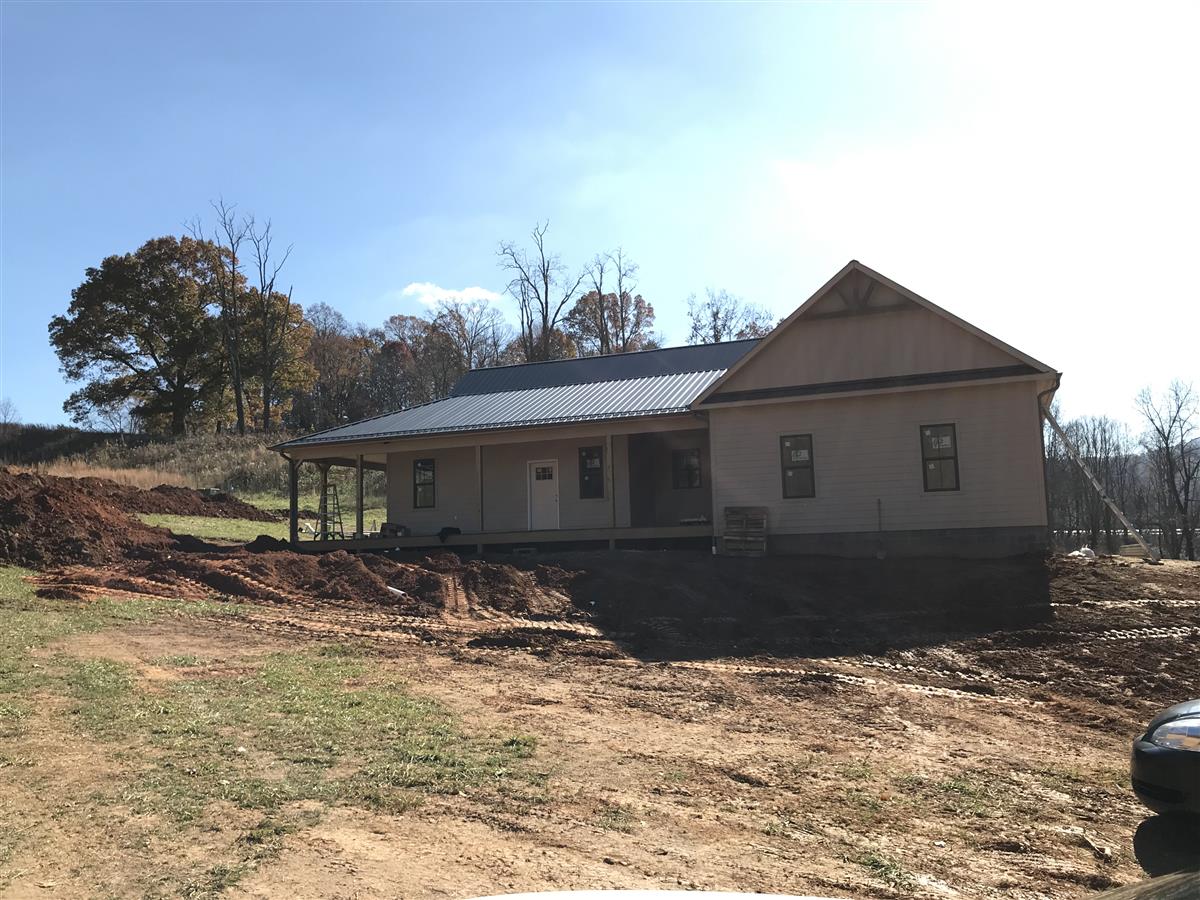 A picture of the property located at 64 GEORGES BRANCH RD, CANDLER NC 28715.