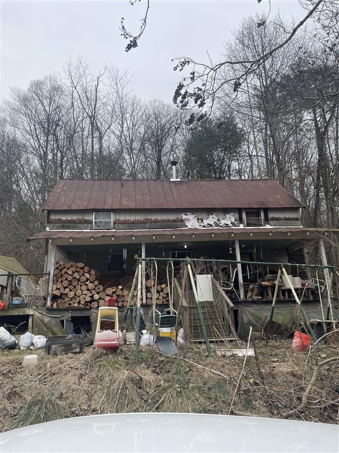 A picture of the property located at 91 WILDBIRD LN, CANDLER NC 28715.