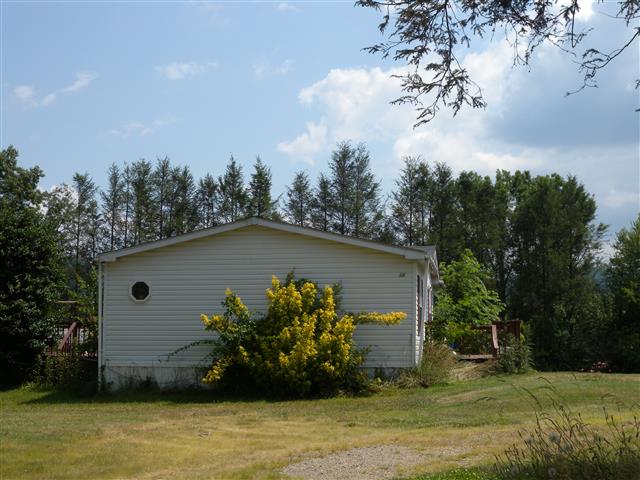 A picture of the property located at 34 DUSTY LN, CANDLER NC 28715.