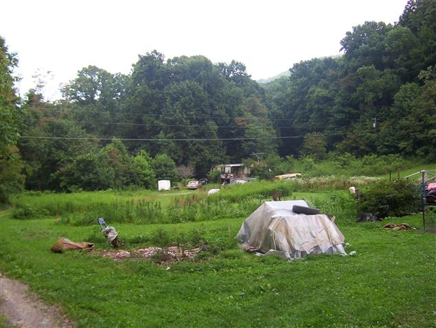 A picture of the property located at 39 HAZEL LN, LEICESTER NC 28748.