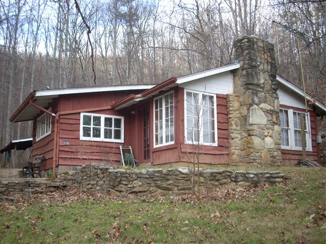 A picture of the property located at 115 CHARITY LN, CANDLER NC 28715.